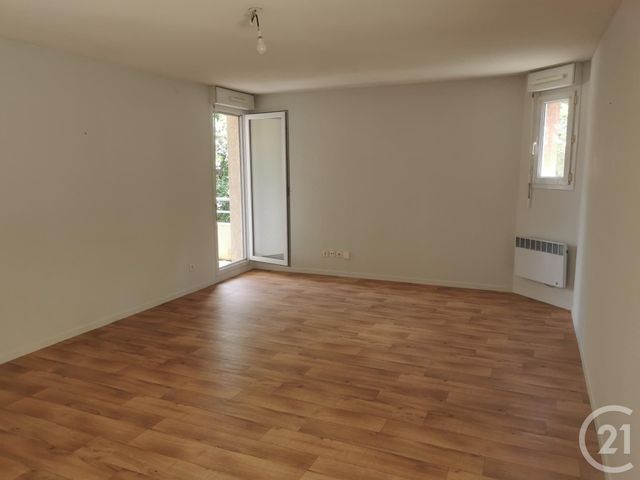 Afficher la photo en grand Appartement F3 à vendre - 3 pièces - 67.9 m2 - ST JEAN - 31 - MIDI-PYRENEES - Century 21 Sud Azur Immobilier