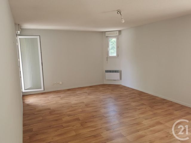 Afficher la photo en grand Appartement F3 à vendre - 3 pièces - 67.9 m2 - ST JEAN - 31 - MIDI-PYRENEES - Century 21 Sud Azur Immobilier