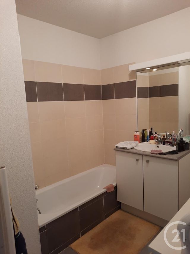 Appartement T2 à vendre - 2 pièces - 43.14 m2 - LAUNAGUET - 31 - MIDI-PYRENEES - Century 21 Sud Azur Immobilier Appartement T2 à vendre - 2 pièces - 43.14 m2 - LAUNAGUET - 31 - MIDI-PYRENEES - Century 21 Sud Azur Immobilier