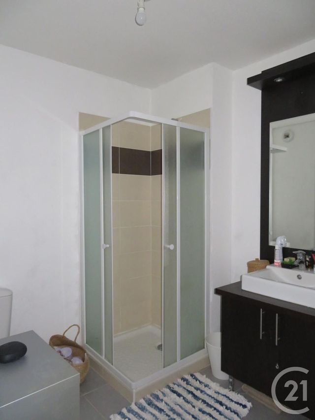 Appartement F2 à vendre - 2 pièces - 37.98 m2 - ST GENIES BELLEVUE - 31 - MIDI-PYRENEES - Century 21 Sud Azur Immobilier Appartement F2 à vendre - 2 pièces - 37.98 m2 - ST GENIES BELLEVUE - 31 - MIDI-PYRENEES - Century 21 Sud Azur Immobilier