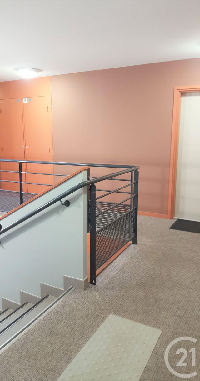 Appartement F2 à vendre - 2 pièces - 37.98 m2 - ST GENIES BELLEVUE - 31 - MIDI-PYRENEES - Century 21 Sud Azur Immobilier Appartement F2 à vendre - 2 pièces - 37.98 m2 - ST GENIES BELLEVUE - 31 - MIDI-PYRENEES - Century 21 Sud Azur Immobilier
