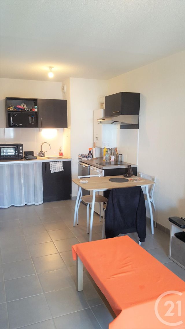 Appartement F2 à vendre - 2 pièces - 37.98 m2 - ST GENIES BELLEVUE - 31 - MIDI-PYRENEES - Century 21 Sud Azur Immobilier Appartement F2 à vendre - 2 pièces - 37.98 m2 - ST GENIES BELLEVUE - 31 - MIDI-PYRENEES - Century 21 Sud Azur Immobilier