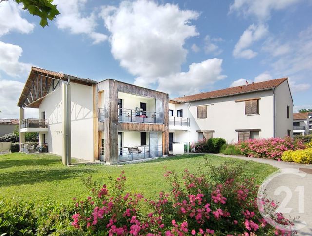 Appartement F2 à vendre - 2 pièces - 37.98 m2 - ST GENIES BELLEVUE - 31 - MIDI-PYRENEES - Century 21 Sud Azur Immobilier Appartement F2 à vendre - 2 pièces - 37.98 m2 - ST GENIES BELLEVUE - 31 - MIDI-PYRENEES - Century 21 Sud Azur Immobilier