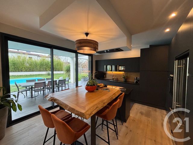 Afficher la photo en grand maison à vendre - 7 pièces - 230.0 m2 - ST JEAN - 31 - MIDI-PYRENEES - Century 21 Sud Azur Immobilier