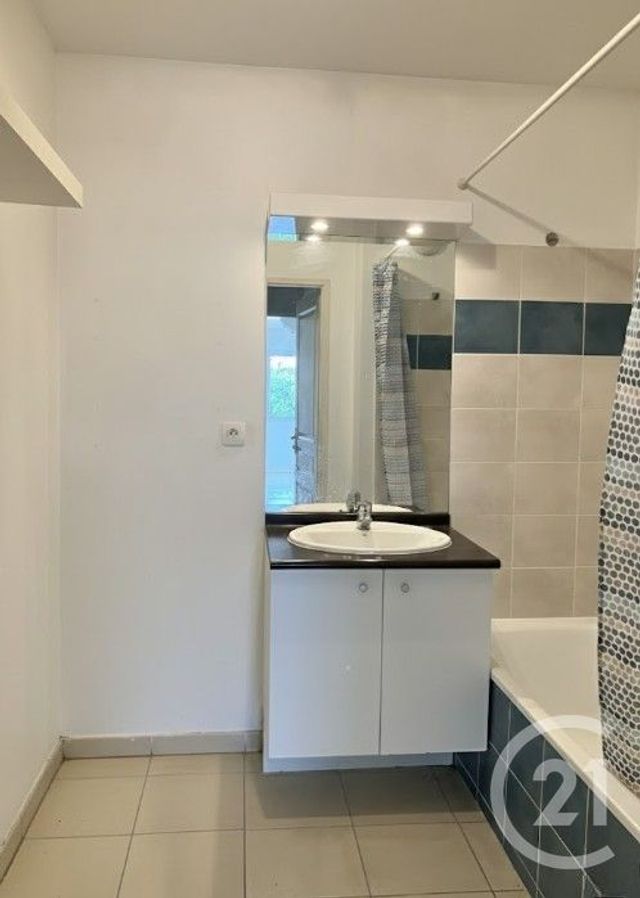 Appartement T3 à louer - 3 pièces - 64.0 m2 - MONTRABE - 31 - MIDI-PYRENEES - Century 21 Sud Azur Immobilier