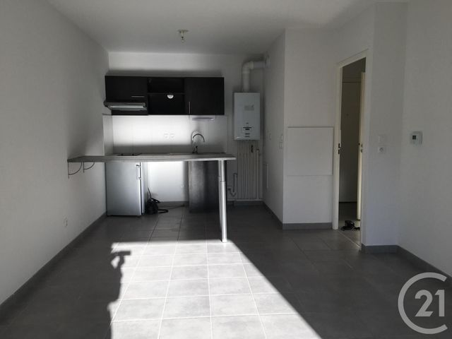 Appartement T2 à louer - 2 pièces - 38.87 m2 - ST GENIES BELLEVUE - 31 - MIDI-PYRENEES - Century 21 Sud Azur Immobilier